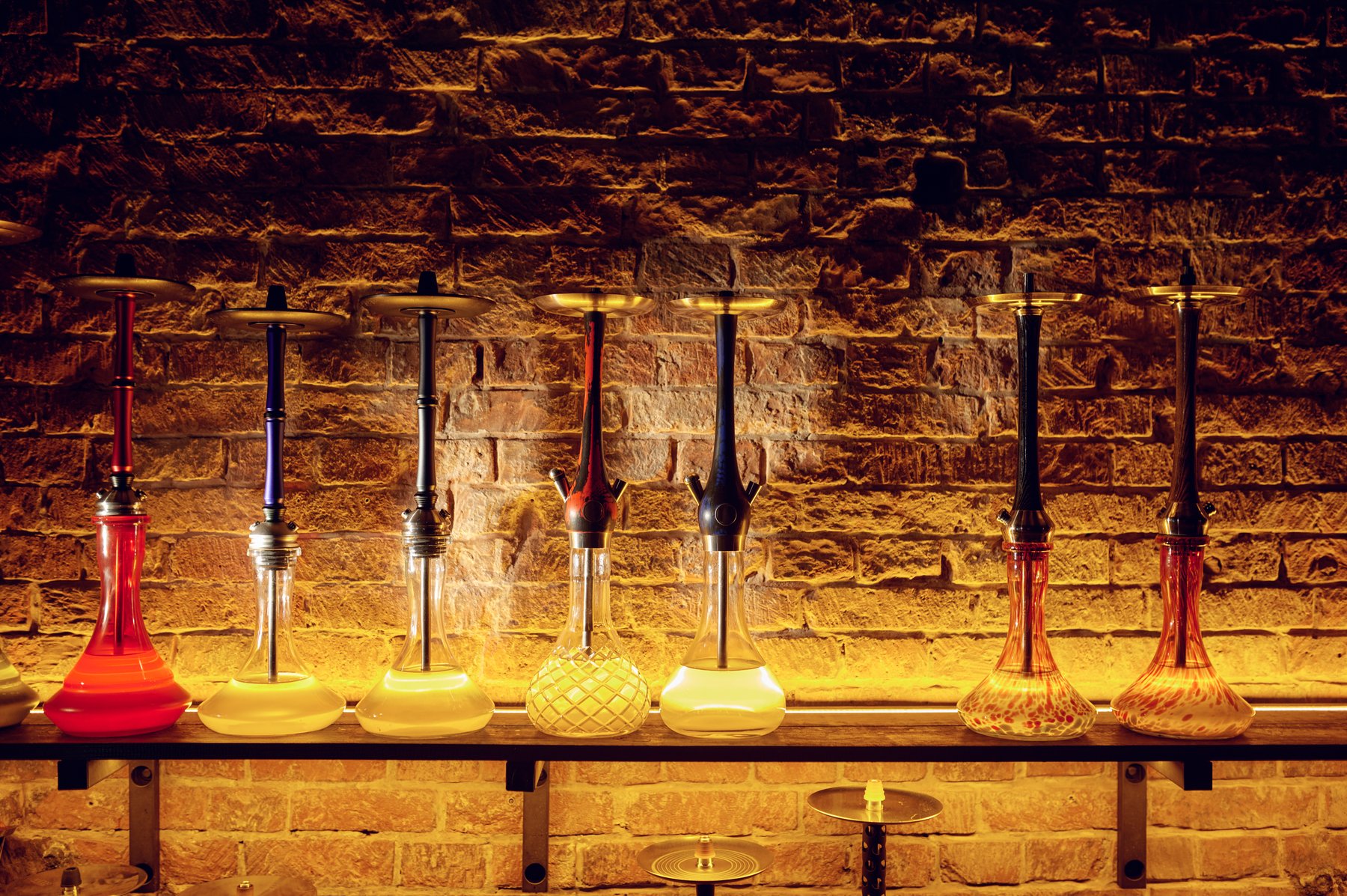 8 Essential Tips For Opening a Hookah Lounge