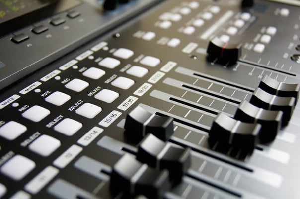 mixing-table-mixing shown close up